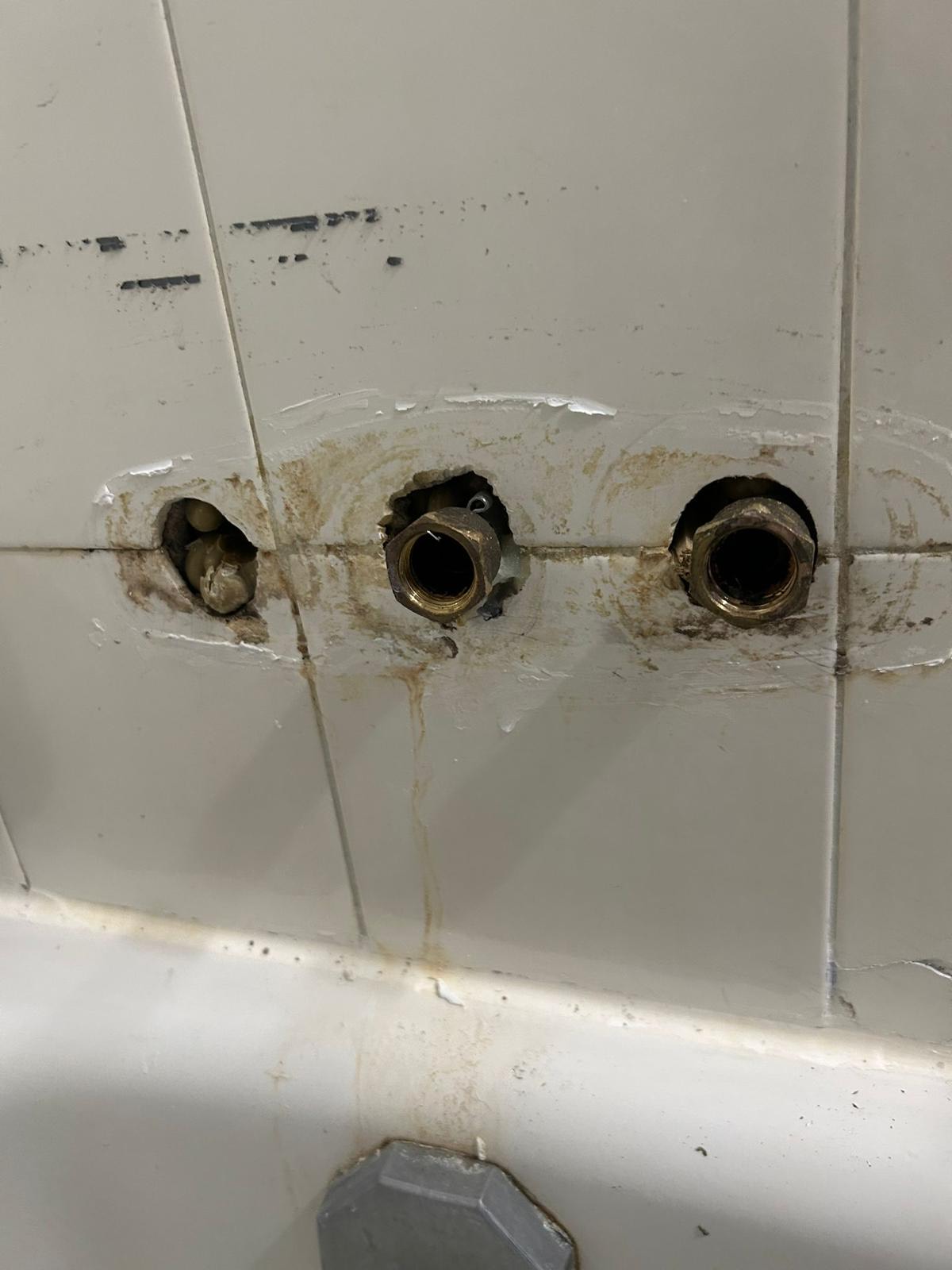 fixing plumbing issue in Cornwall